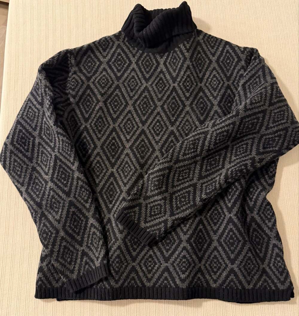 Vintage GAP 90s 100% Wool Diamond Argyle Geometric Turtleneck Sweater L